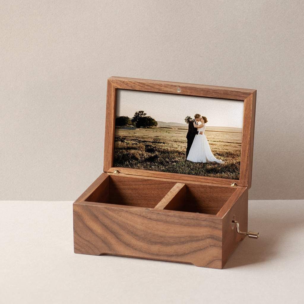 Music box 'infinite' - miium